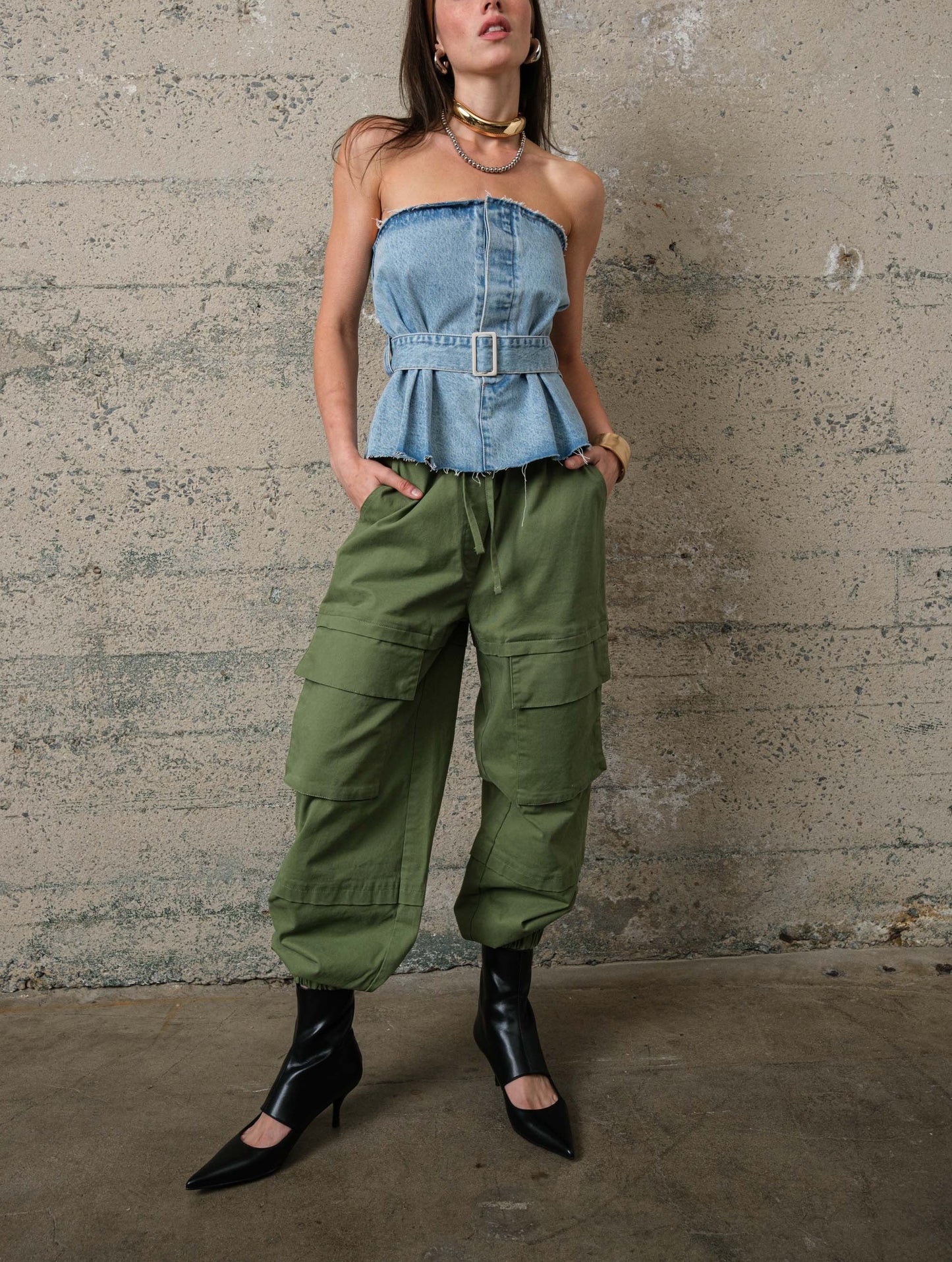 ALDA BUSTIER TOP