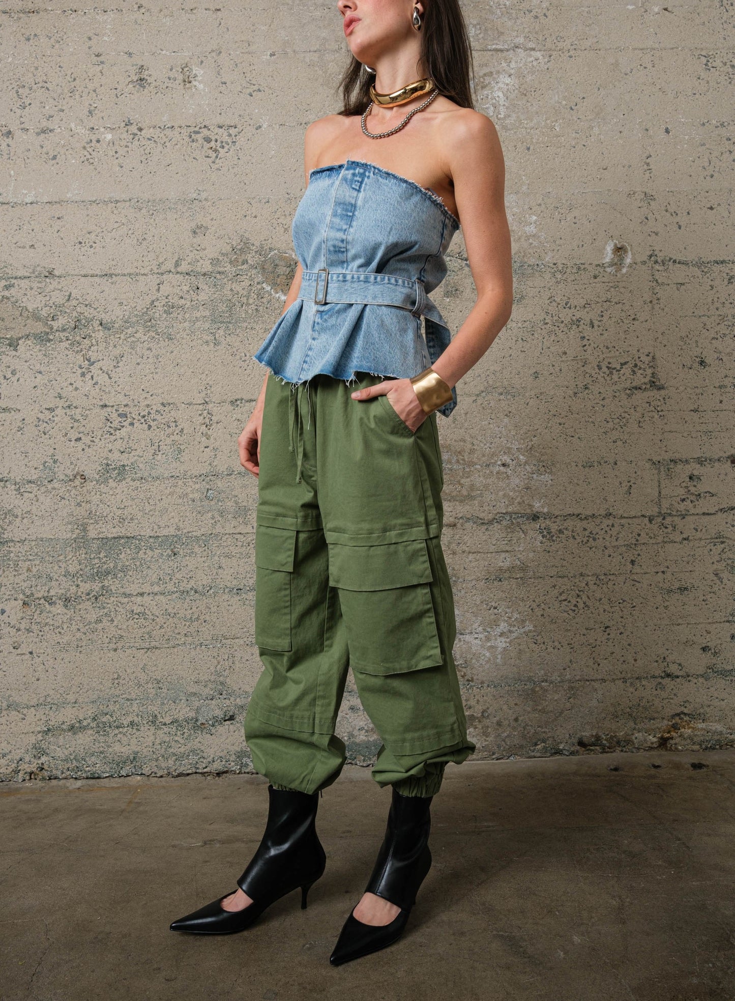 ALDA BUSTIER TOP