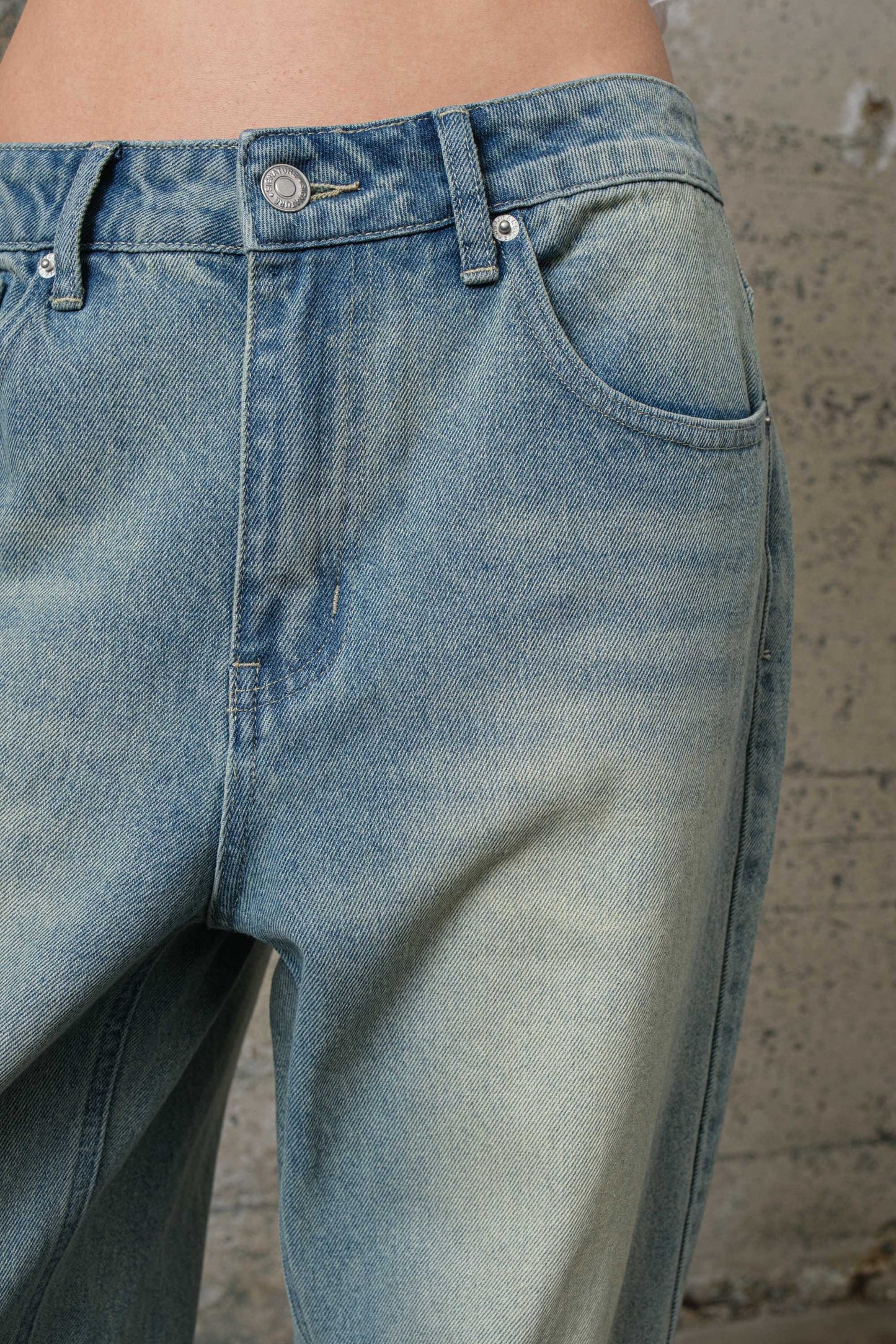 CLARA BAGGY JEANS