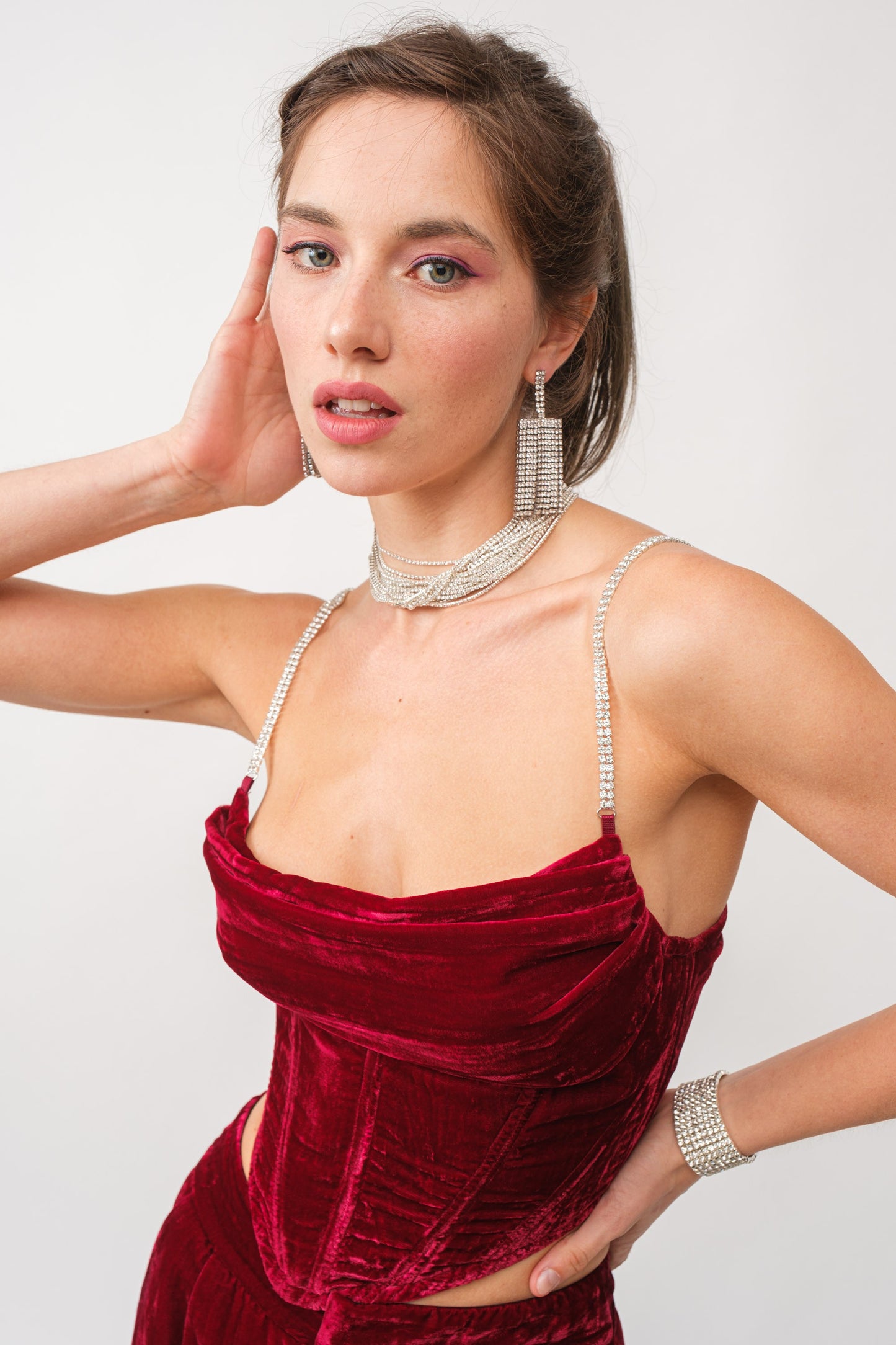 SCARLET VELVET SET